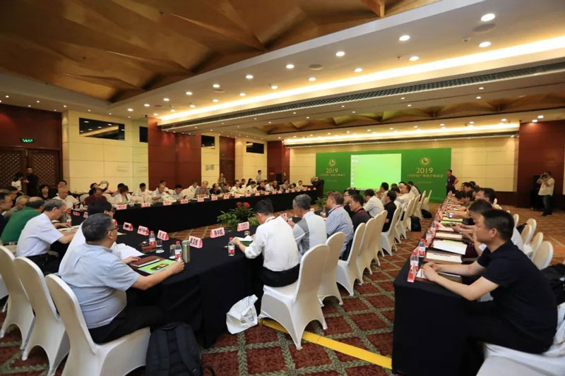 聚焦2019年全國環(huán)保產(chǎn)業(yè)協(xié)會(huì)座談會(huì)： 五大問題直擊環(huán)保企業(yè)發(fā)展瓶頸 